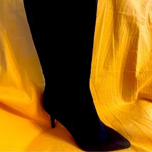 Women’s Black faux suede boots